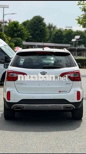 Kia Sorento 2020 2.4 GAT Deluxe Trắng