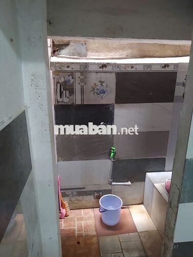Phòng trọ 10m2 chung chủ, trệt, có gác, tolet trong phòng Q.Tân Phú
