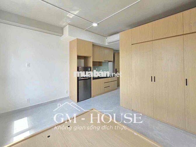 Căn Hộ Dịch Vụ 30m2 Nguyễn Gia Trí Mới 100% Ngay ngã tư Hàng Xanh