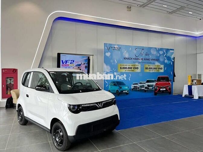 VinFast VF2 4 chỗ màu Trắng tiên phong mới