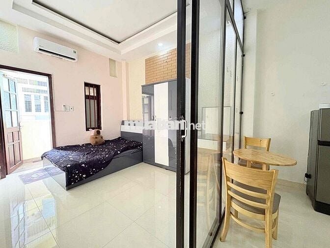 Cho thuê căn 1pn tách bếp ban công full nt ở Lê Hồng Phong quận 10