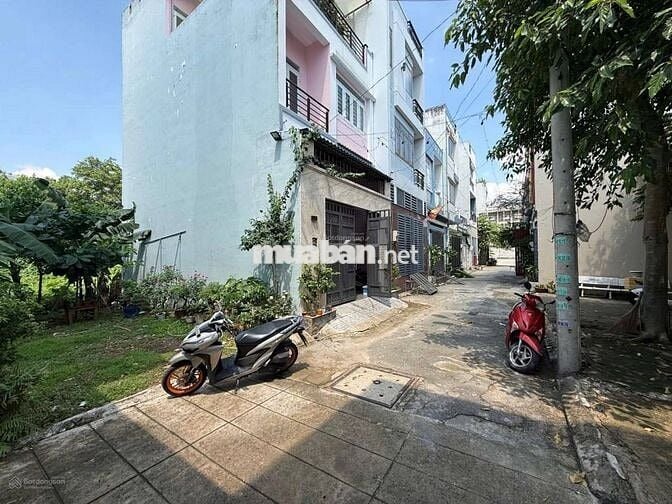Đất ngang 5m, nở hậu, kế Vạn Phúc, giá chỉ nhỉnh 5tỷ xíu