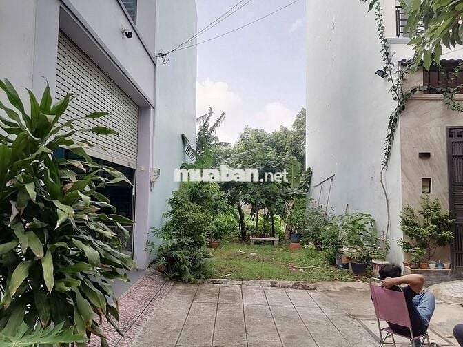 Đất ngang 5m, nở hậu, kế Vạn Phúc, giá chỉ nhỉnh 5tỷ xíu