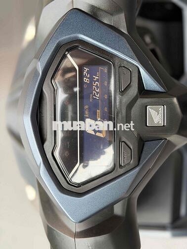 Honda Vario 125 2024 Xám 12000 km