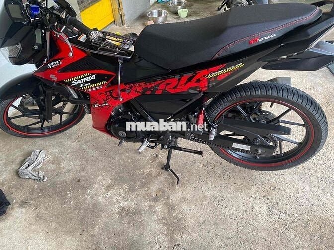 Suzuki Satria F150 Đỏ đen