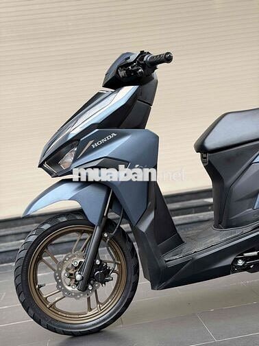 Honda Vario 125 2024 Xám 12000 km