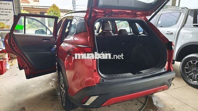 Toyota Corolla Cross 1.8V 2024 Đỏ 19.545 km