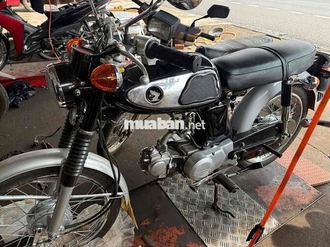 Honda 67 Đen