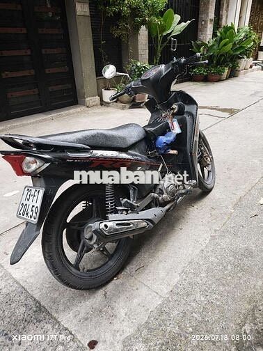 Cần bán Yamaha Sirius Fi 2014 màu đen.