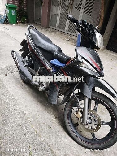 Cần bán Yamaha Sirius Fi 2014 màu đen.