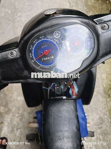 Cần bán Yamaha Sirius Fi 2014 màu đen.
