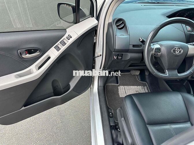 Toyota Yaris 2013 Bạc Tự động Thái Lan