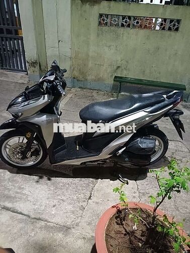 Honda Vario 150 Bạc Zin êm như hình hoặc giao lưu