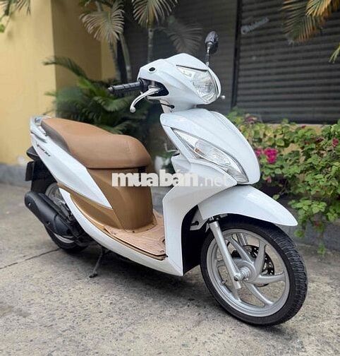 Honda Vision 2013 đẹp, máy êm thì thầm biển SG