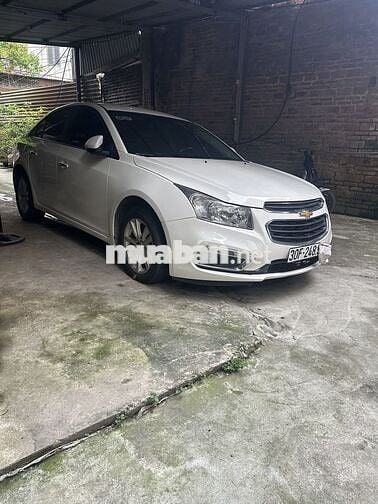 Chevrolet Cruze LS Trắng