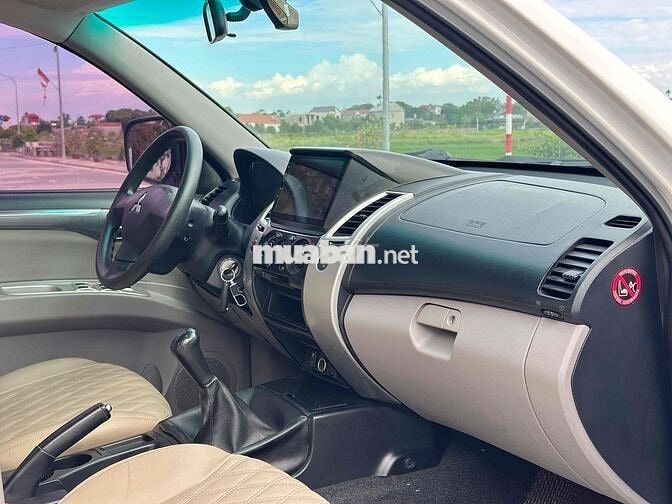 Mitsubishi Pajero Sport 2016 máy dầu 7chỗ zin 100%