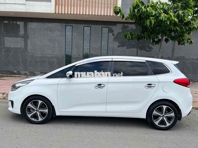 bán xe 7 chổ kia rondo 2016 tự động máy dầu cực mớ