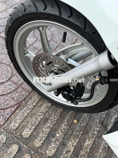 Honda Vision 2018 Trắng Nâu 22km