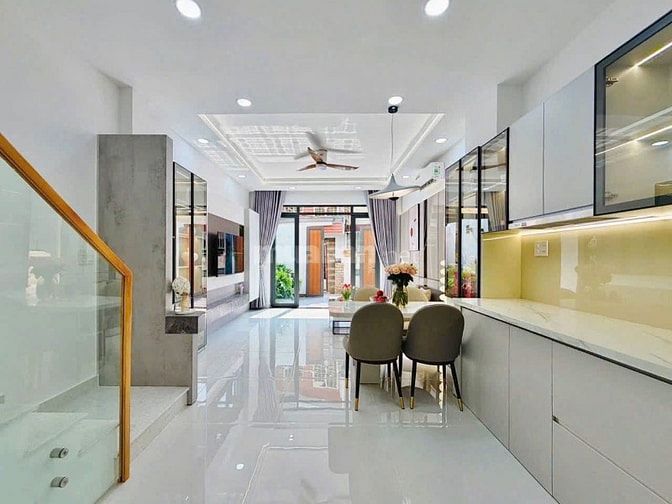 ⭐️Nhà 3 lầu tuyệt đẹp cao cấp hẻm Nguyễn Kiệm, P3, Q.Gò Vấp.