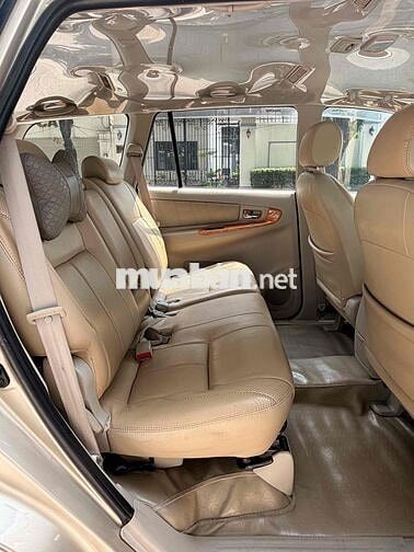 Toyota Innova 2010 Vàng cát Tự động