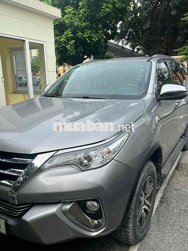 Toyota Fortuner 2018 bạc 7 chỗ , máy dầu , stđ !