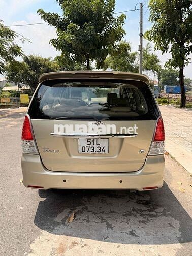 Toyota Innova 2010 Vàng cát Tự động