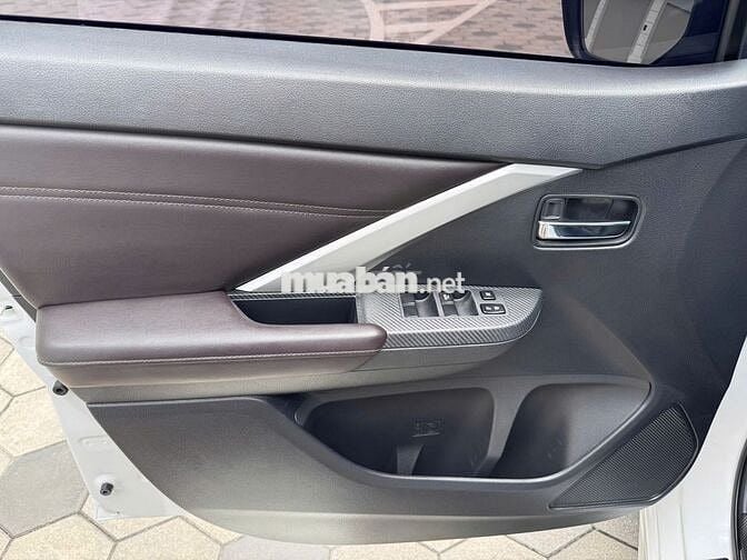 Mitsubishi Xpander Premium 2024  bản premium