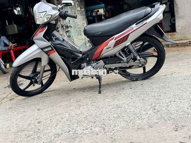 Yamaha Sirius 50 Bạc
