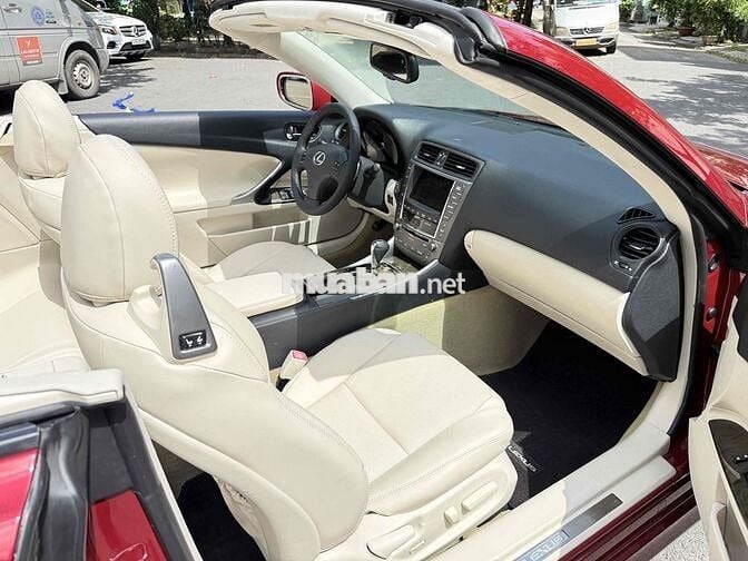 Lexus IS250C 2010