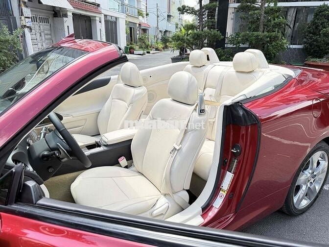 Lexus IS250C 2010