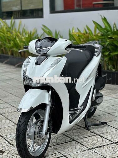 Honda SH 2024 Trắng Mới Có Hỗ Trợ Góp