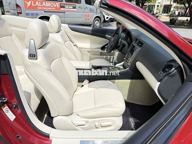 Lexus IS250C 2010