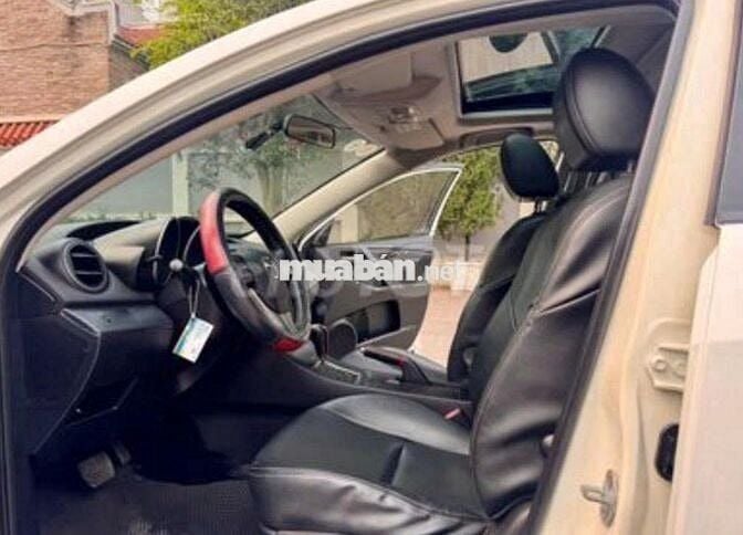 Mazda 3 1.6AT 2010 Trắng 130.000km