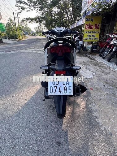 Honda Vario 125 2024 Trắng