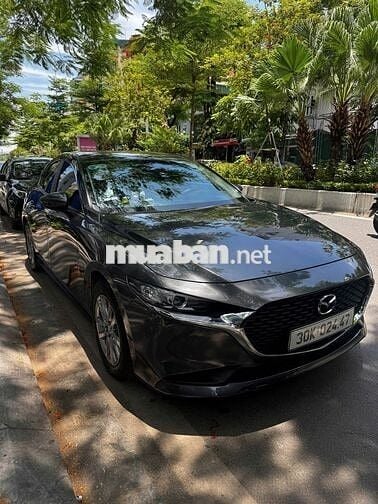 Mazda Mazda 3 2023 24000 km Xám