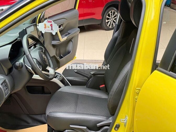 Toyota Raize 2024 Vàng Đen 20,294km