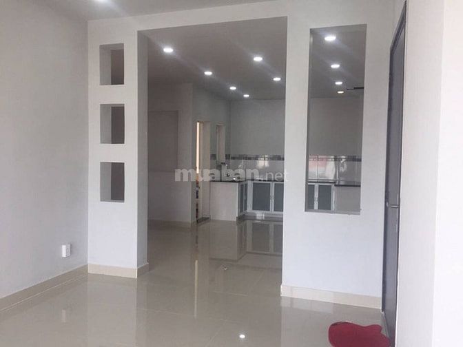 Tôi chính chủ, cho thuê căn góc 98m2, 3PN, 2WC, tầng 4, thông thoáng