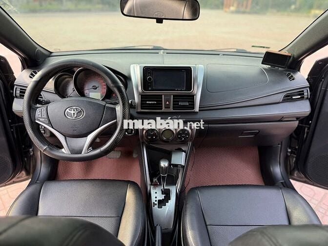 Toyota Yaris 1.5AT 2017-10 vạn km
