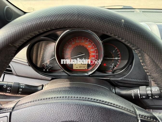 Toyota Yaris 1.5AT 2017-10 vạn km