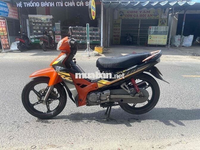 Yamaha Sirius 2013 Cam đen