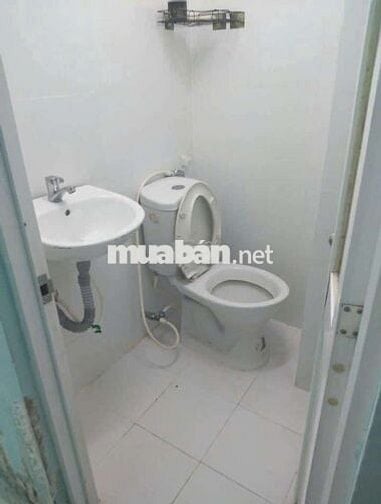Cho thuê nhà nguyên căn.Đường Trần Bình Trọng, Phường 5.Q Bình Thạnh. 
