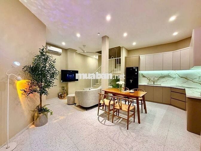 BÁN NHÀ-NGUYỄN ĐÌNH CHIỂU-Q3-P5-BTCT- SÂN THƯỢNG- 3PN- 3WC  8,67  T.Ỷ