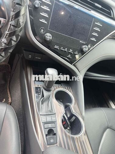 Toyota Camry 2.5Q 2021 Trắng 49.000 km