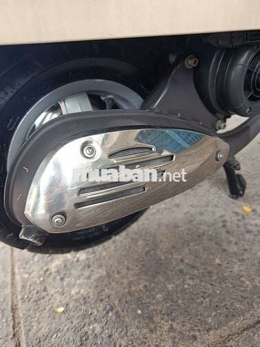 Piaggio Vespa LX 125 ie Kem Tự động