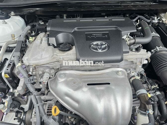 Toyota Camry 2.5Q 2021 Trắng 49.000 km