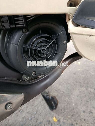 Piaggio Vespa LX 125 ie Kem Tự động
