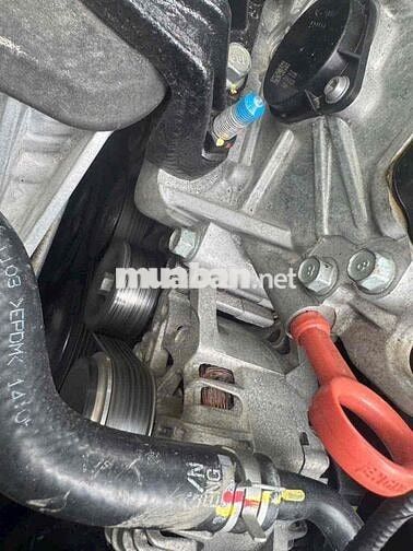 Hyundai Tucson 5 chỗ Xăng Trắng
