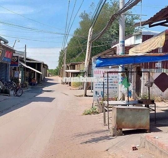 Cho thuê nhà 4m×12m MT đường Công nghệ mới xã Vĩnh Lộc B