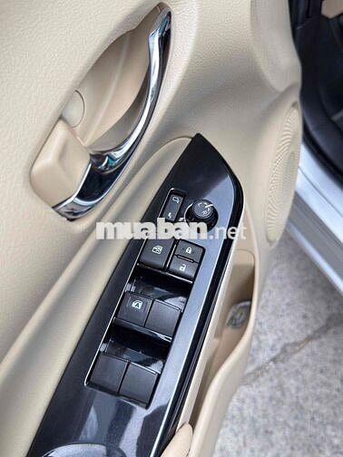 Toyota Yaris 1.5G CVT sản xuất 2019 nhập thái lan
