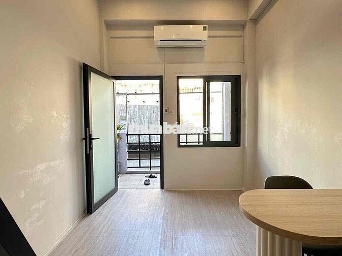 CHO THUÊ PHÒNG DUPLEX GÁC TRẦN CAO THOÁNG - BAN CÔNG CỬA SỔ RIÊNG TƯ
